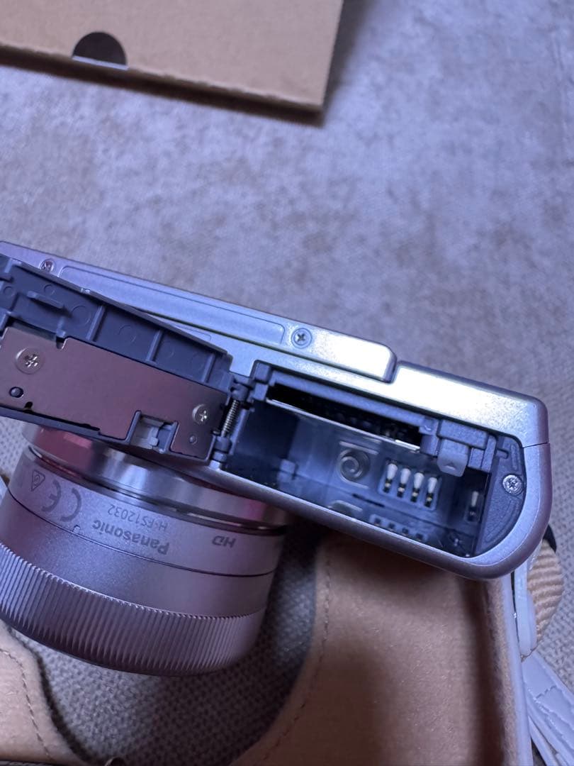 パナソニック LUMIX G DMC-GF7W ダブルズームレンズ　ピンク