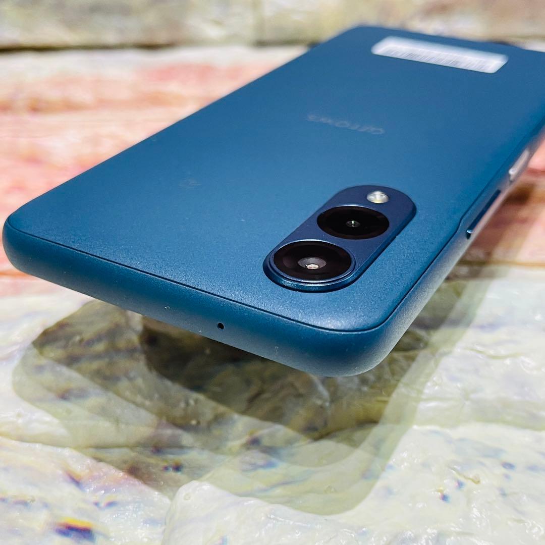 美品 SIMフリー arrows We2 64GB ネイビーグリーン 電池良好