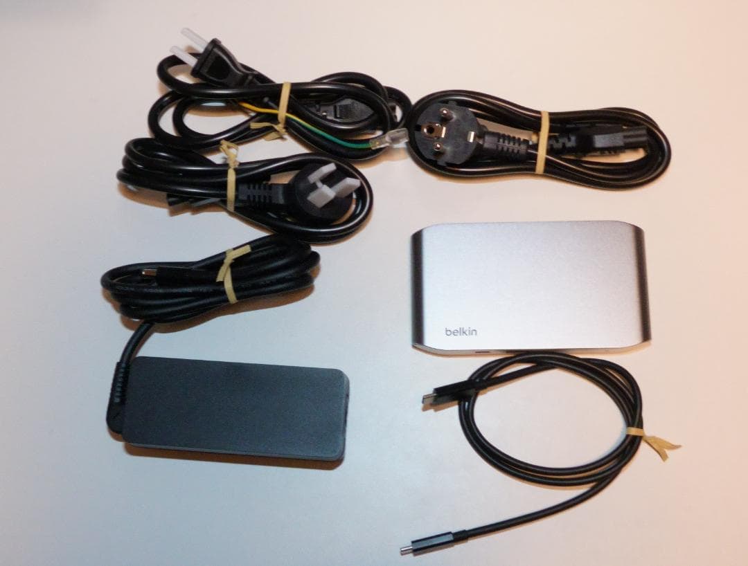 Belkin 5-in-1 Thunderbolt 4 ドッキングステーション