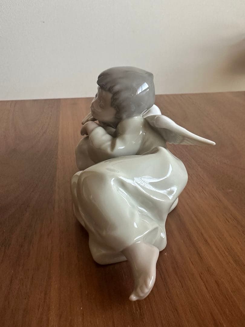 美品 LLADRO リヤドロのフィギュリン　眠っている天使 【絶版】　5728