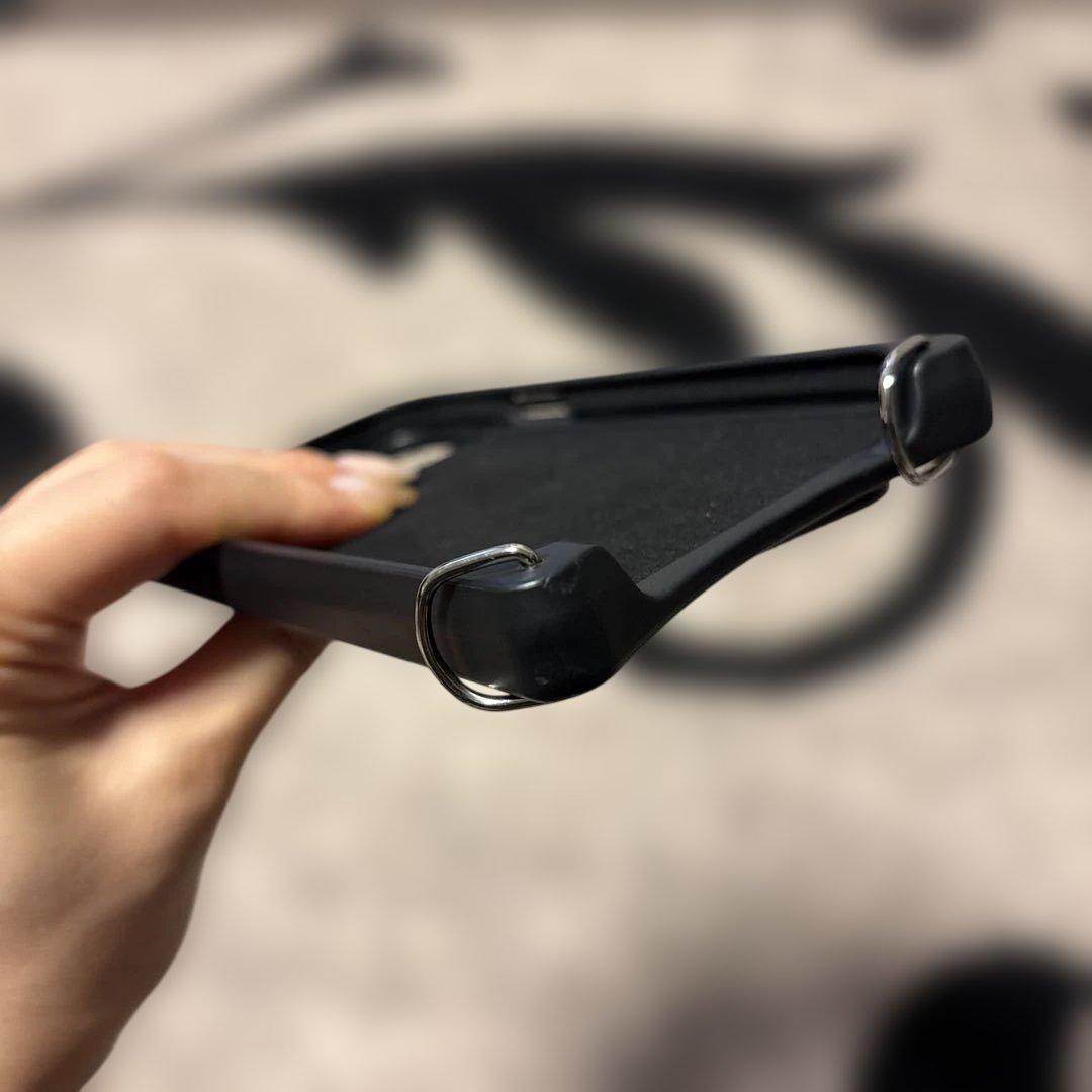 【iPhone15用】BANDOLIER EMMA エマ ライトトープ