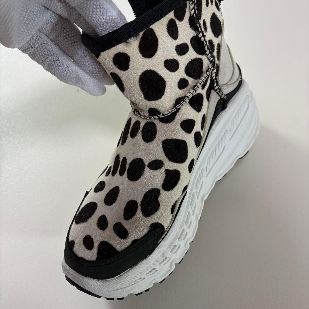 ♡夢♡ 様UGG ハラコブーツ クラシックダルメシアンブーツ23.5㎝
