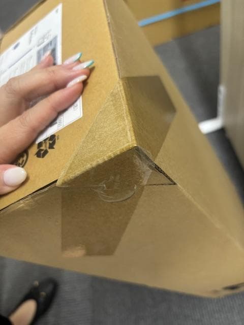 【新品未開封】dyson ダイソン掃除機 V8Slim Fluffy Extra