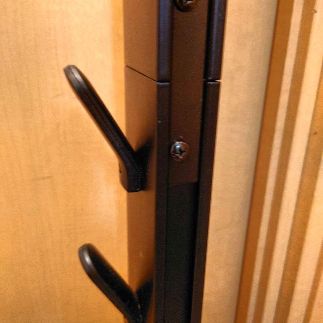 Dyson v8 slim fluffy+　コードレスクリーナースタンドセット