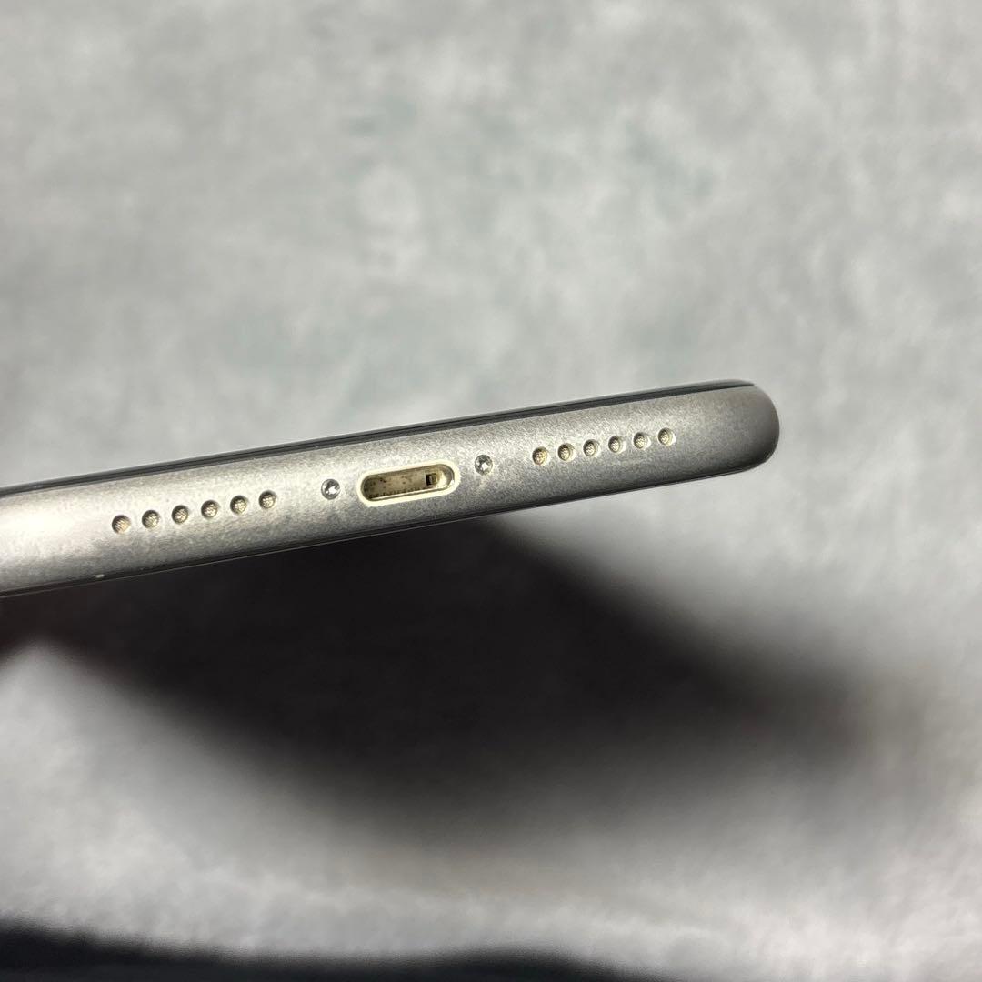 美品Apple iPhone XR ホワイト バッテリー91%