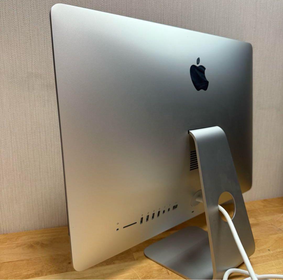 A*i様 iMac (21.5-inch, Late 2013)