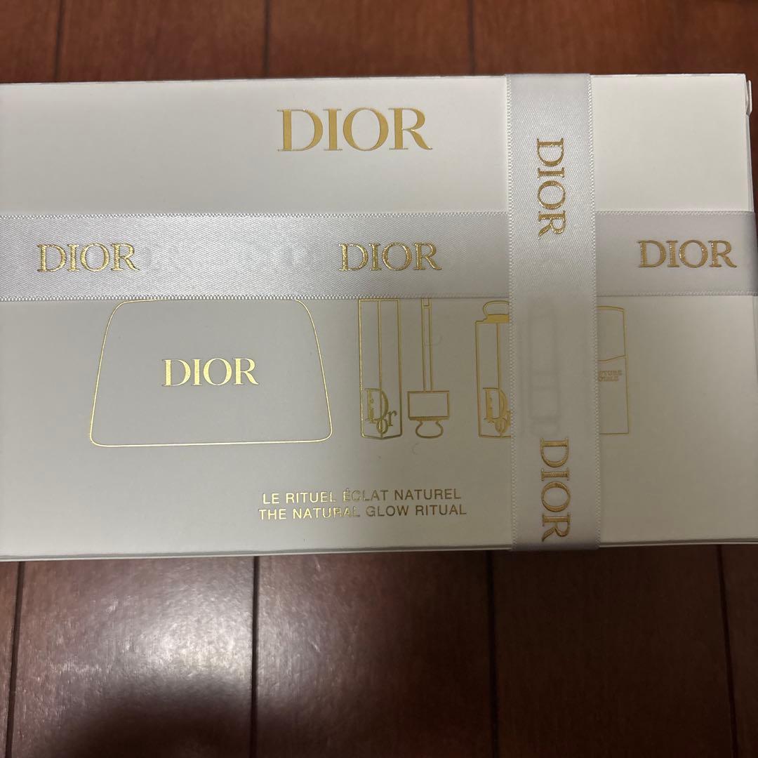 DIOR クリスマスコフレ　2024