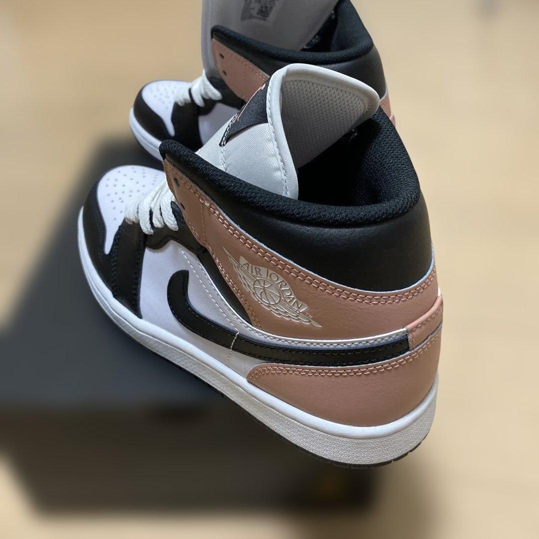 【新品未使用】Nike Air Jordan 1 ブラック/ホワイト/ピンク