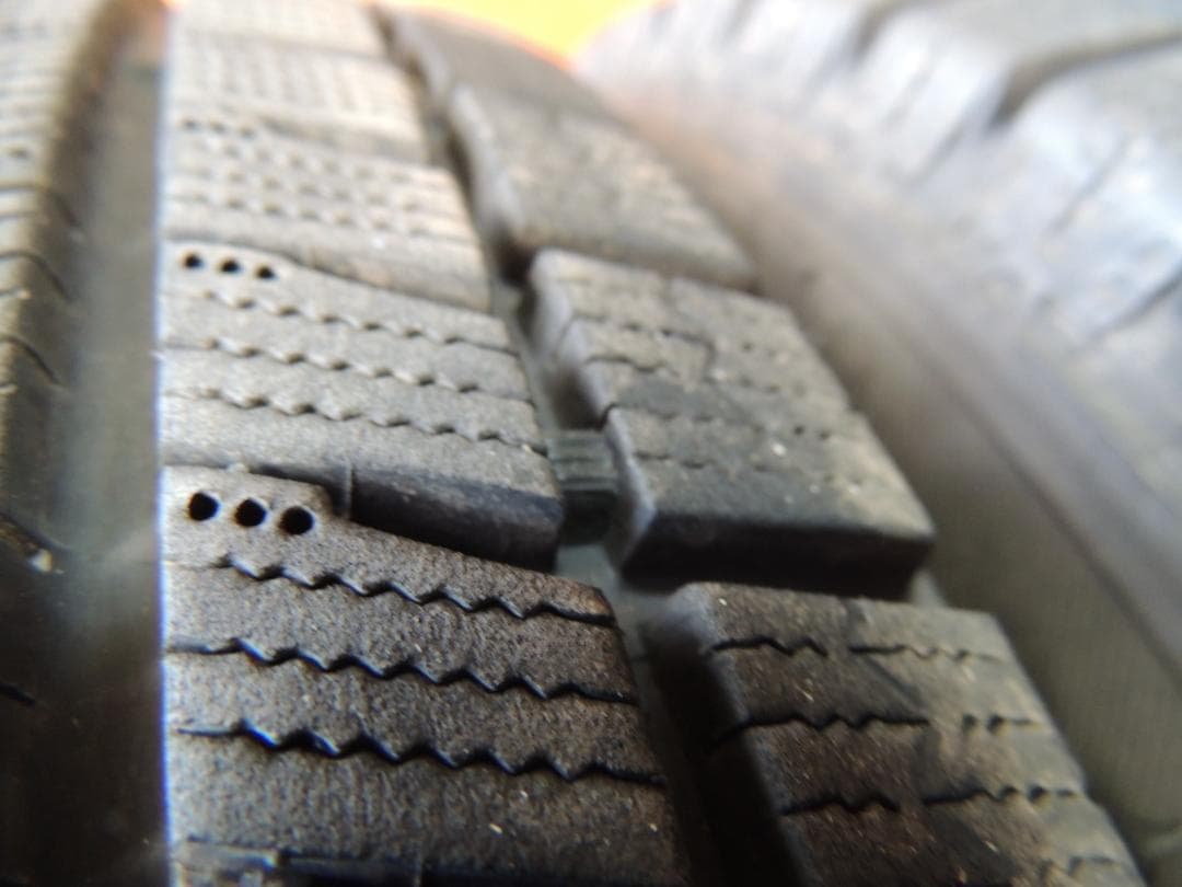 A56　145/80R13　ブリヂストン　スタッドレス　4本　ダイハツ　傷有り