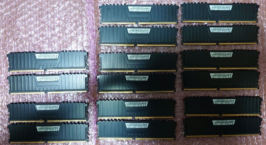 メモリ DDR4 2133 8GB 16枚(32GBを4セット作れます)