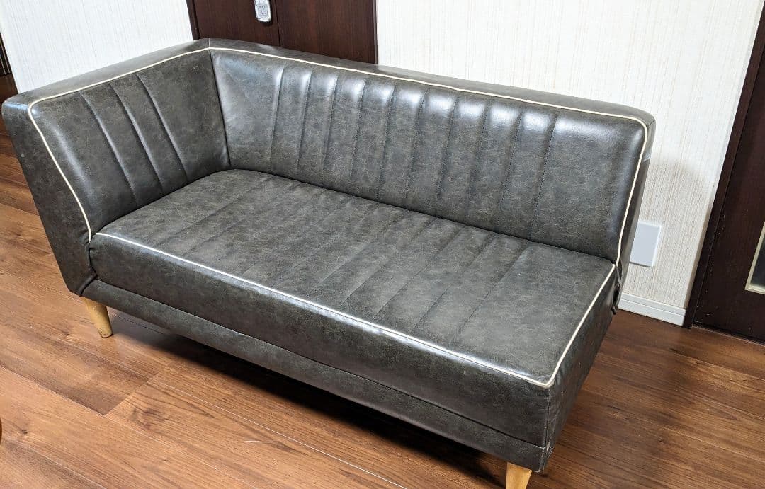 革製 2人掛けソファー