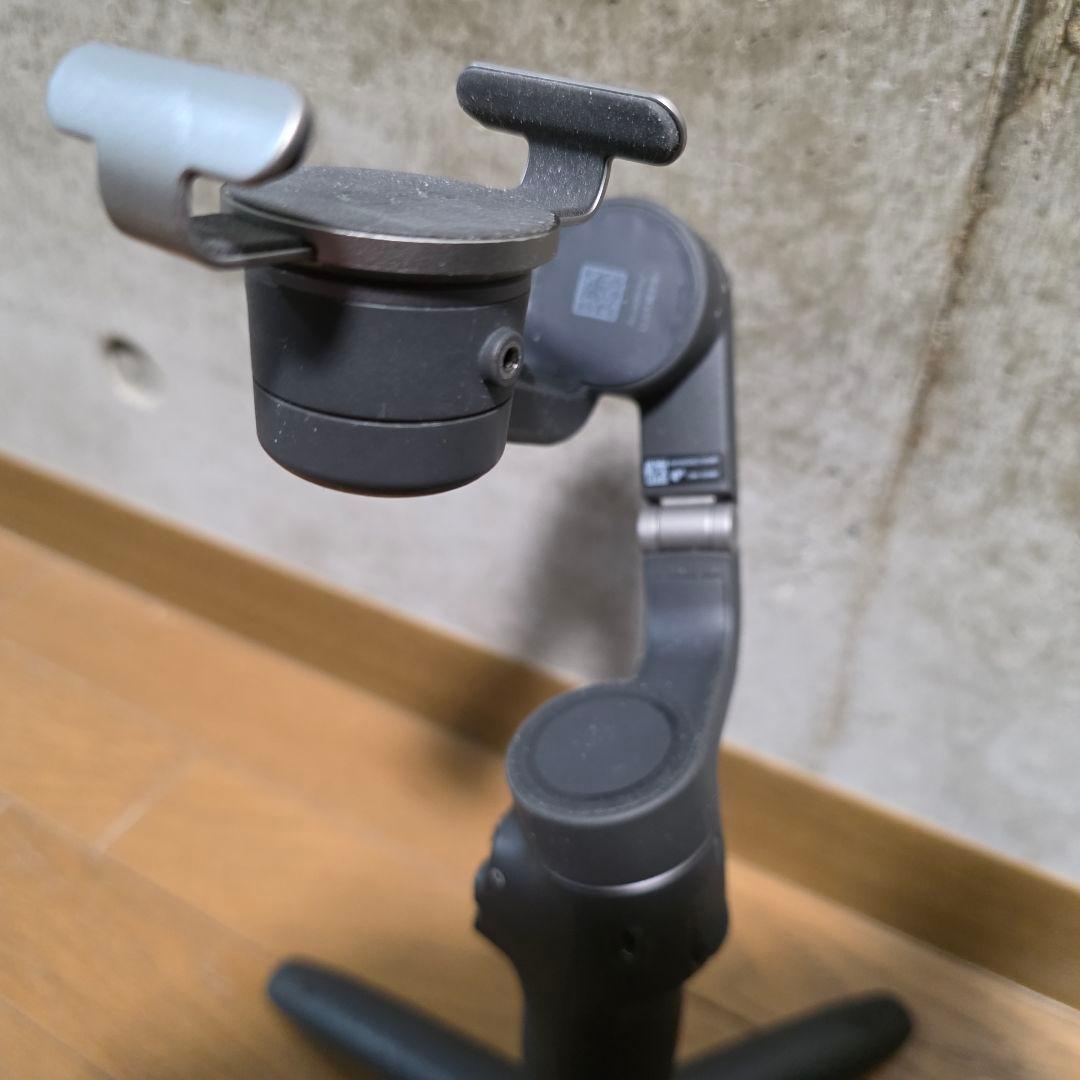 DJI Osmo Mobile 6 スマートフォン用ジンバル　3軸スタビライザー
