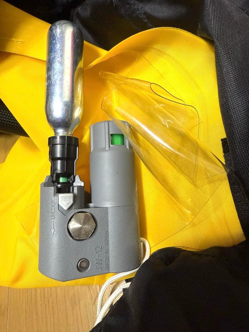 自動膨脹式救命胴衣 NS-5000 ライフジャケット ボンベ交換済み　桜マーク