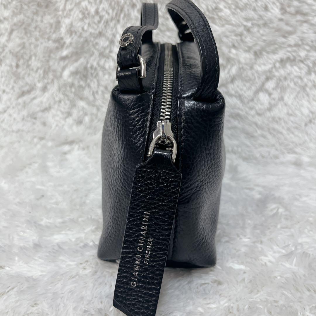【極美品】GIANNI CHIARINI アリファ S ショルダーバッグ　黒