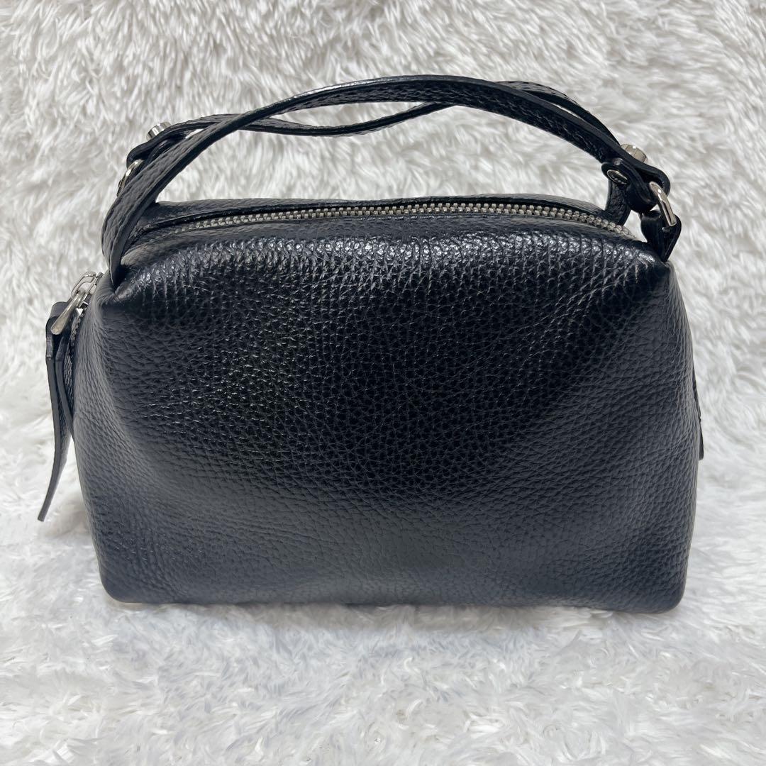 【極美品】GIANNI CHIARINI アリファ S ショルダーバッグ　黒