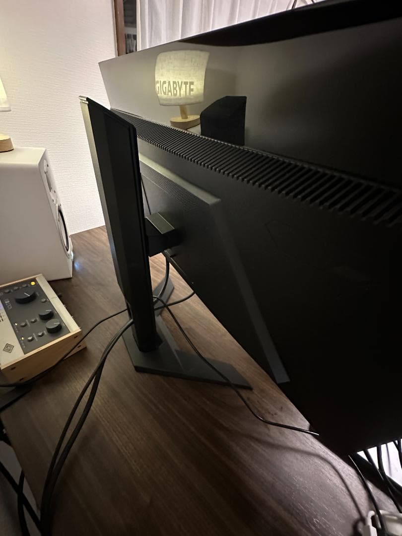 4Kゲーミングモニター GIGABYTE M28U（28インチ）