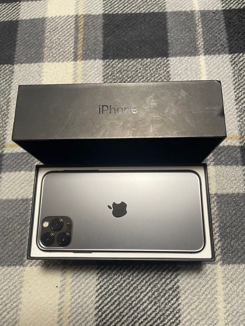 iPhone 11 Pro MAX/スペースグレイ64GB SIMフリー　80%