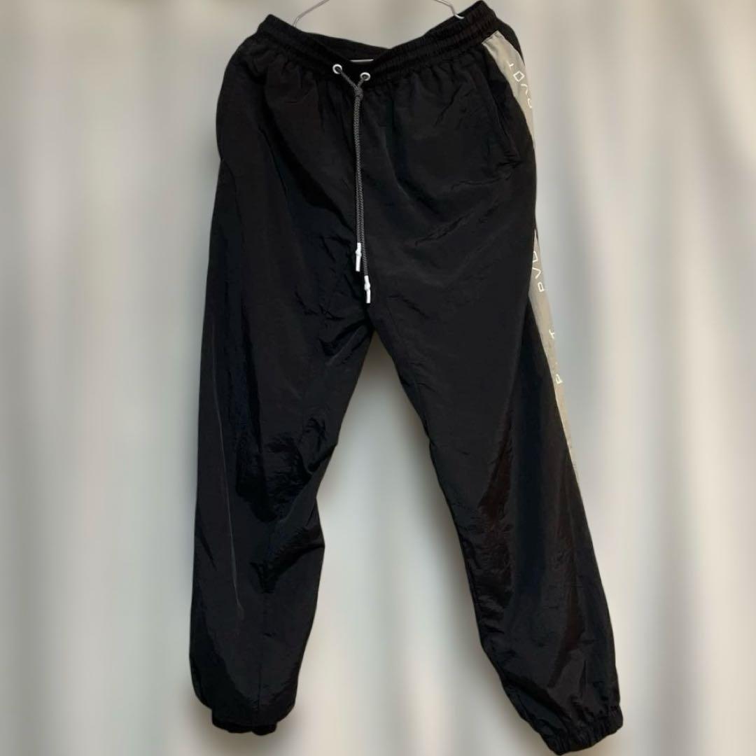 pvot ジャージセットアップ