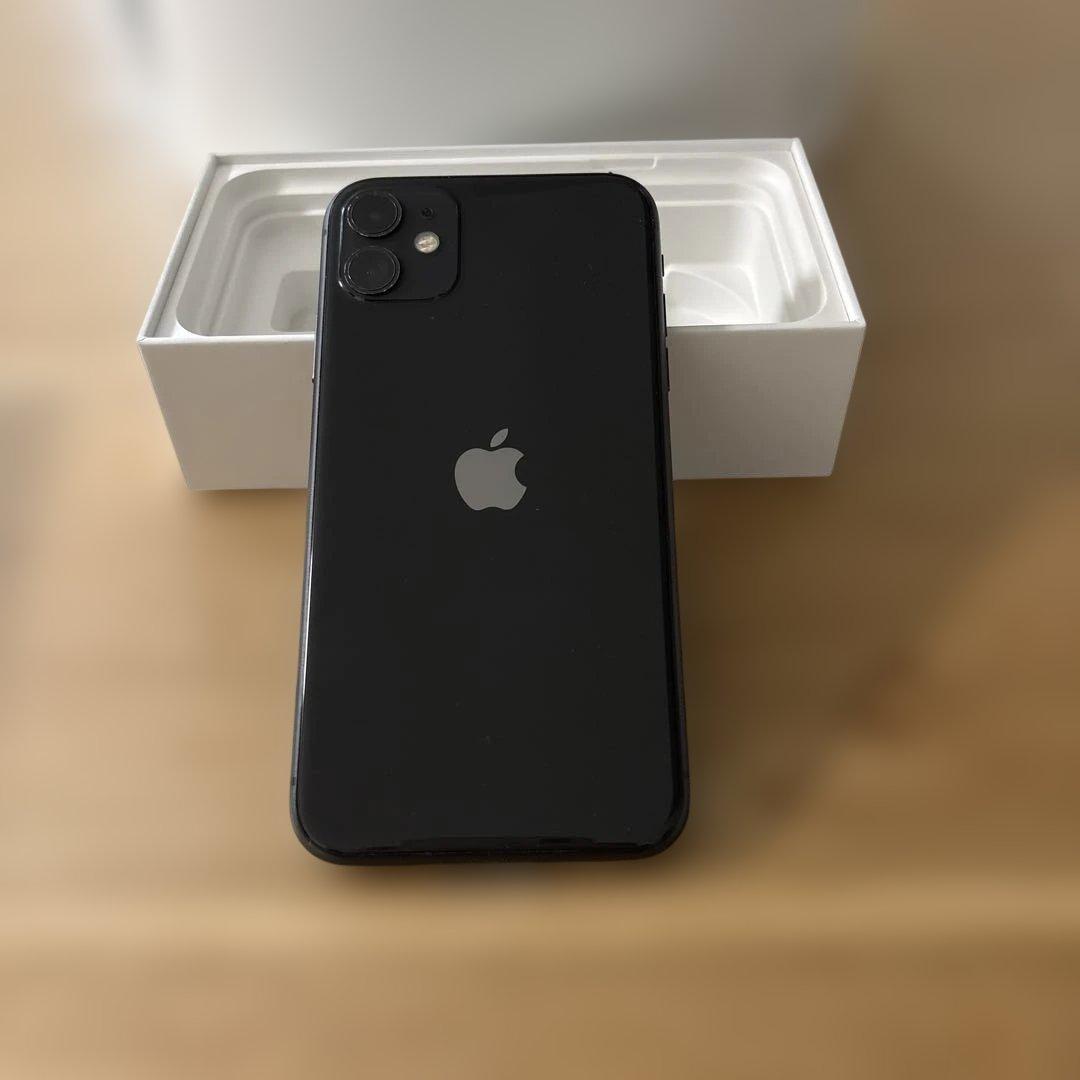 iPhone11 本体　ソフトバンク　箱あり　64GB ブラック