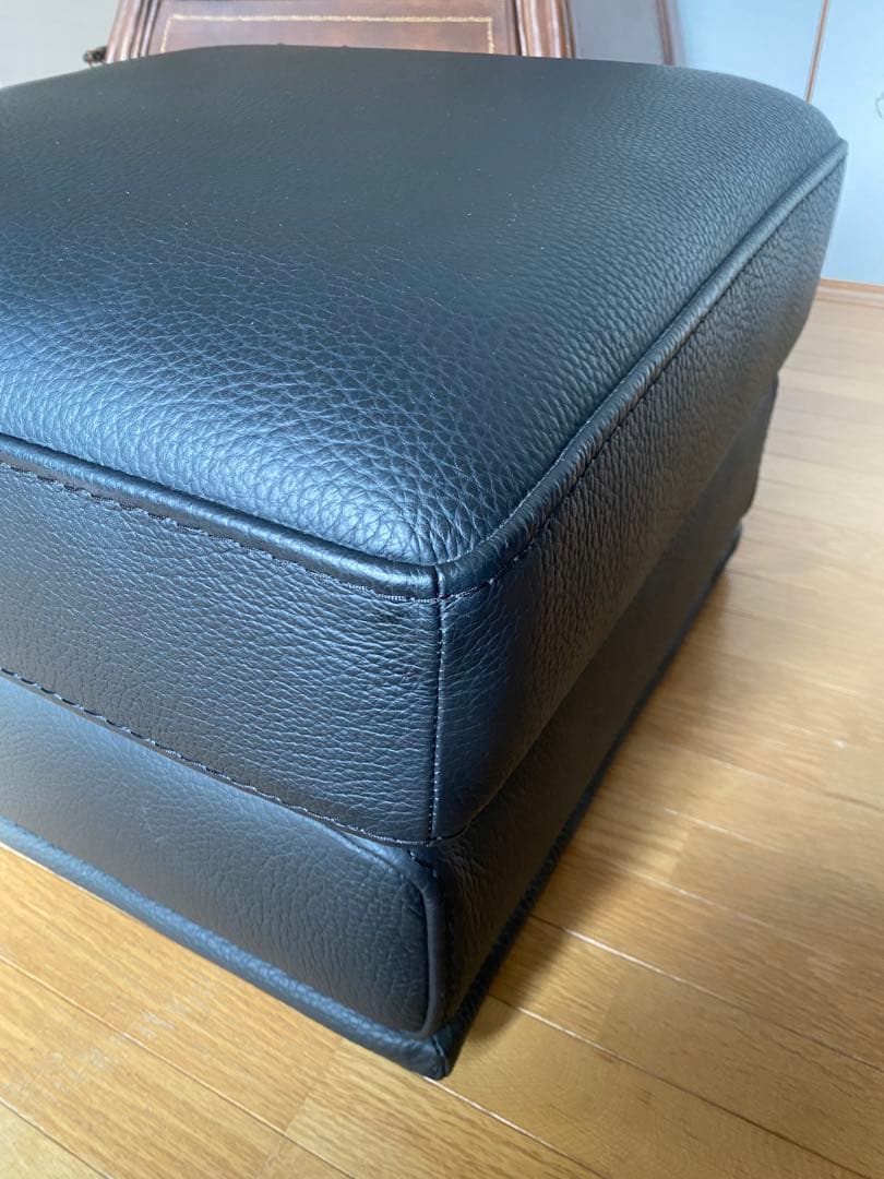超美品　【ケルビン　ジョルマーニ】オットマン　高級家具　KELVIN 総黒革