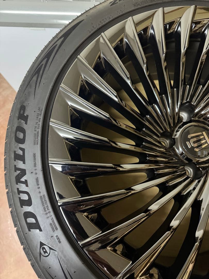 【中古品・キズあり・タイヤ無し】クラウンセダン ブラックパッケージ ホイール20