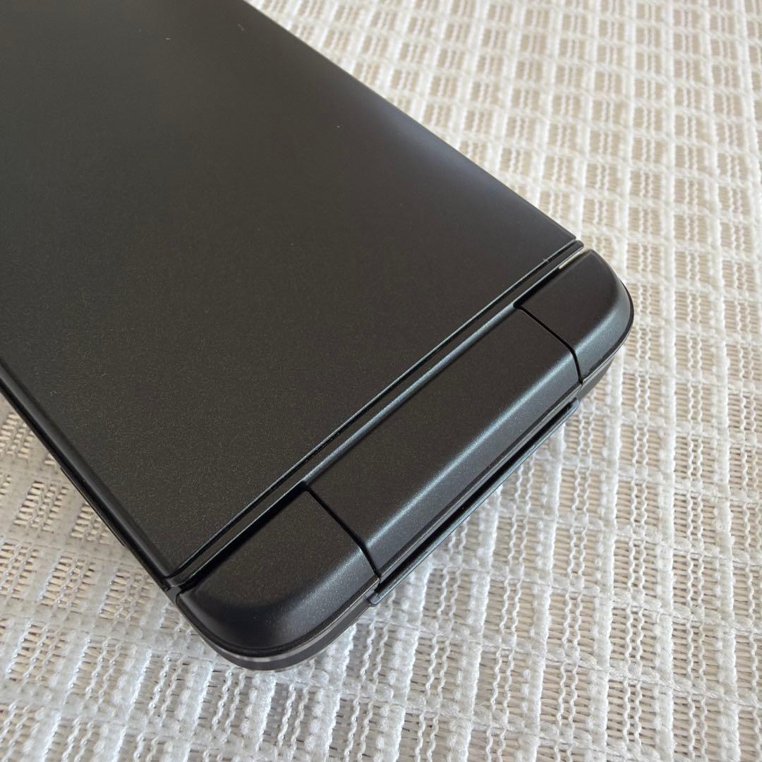 DIGNOケータイ3 京セラ902KCブラック