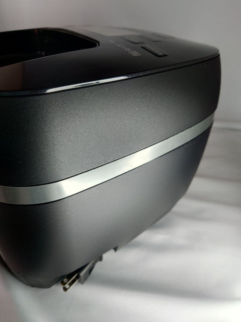 中古　TIGER土鍋圧力IH炊飯ジャー「炊きたて」JPJ-A060　3.5合炊き