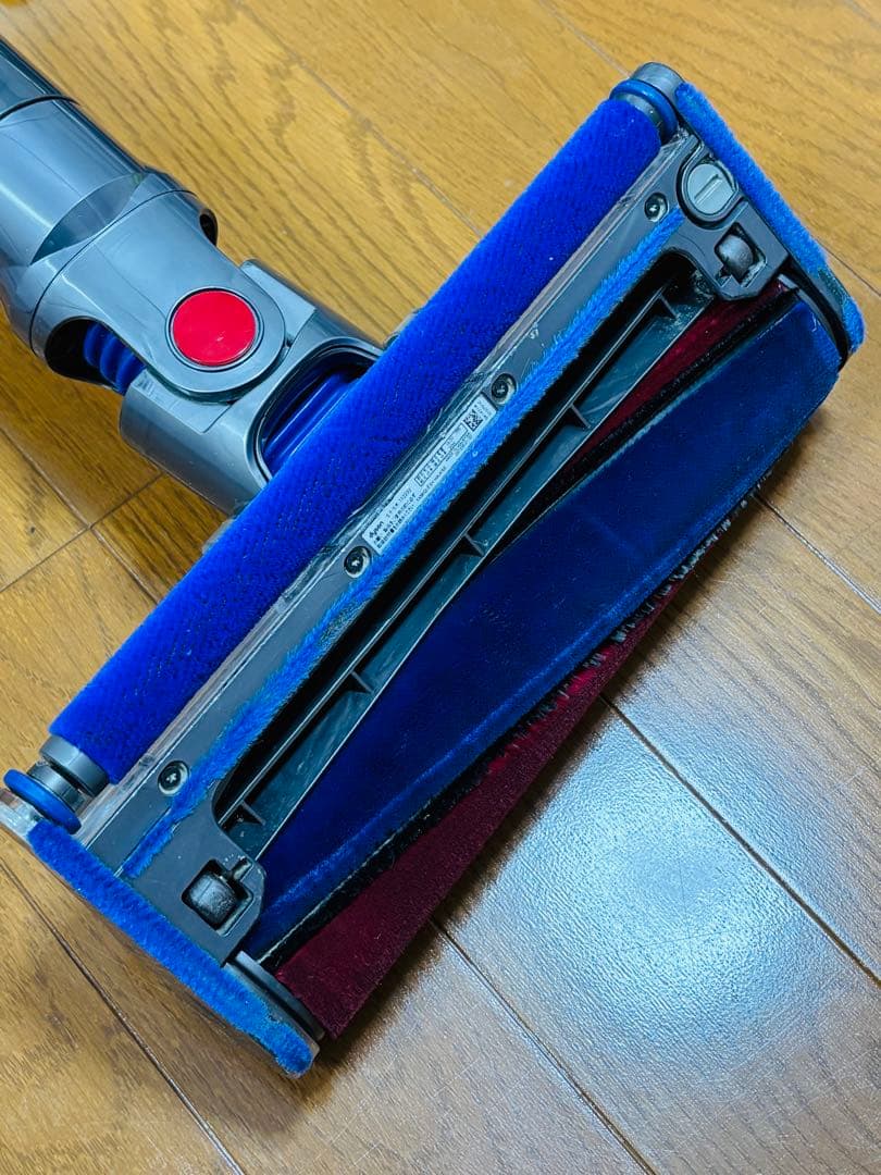 dyson V8 fluffy extra ダイソン サイクロンクリーナー