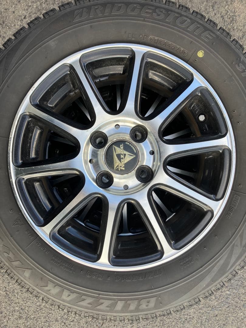 バリ溝　ブリヂストン VRX スタッドレスタイヤ　ホイール 14インチ