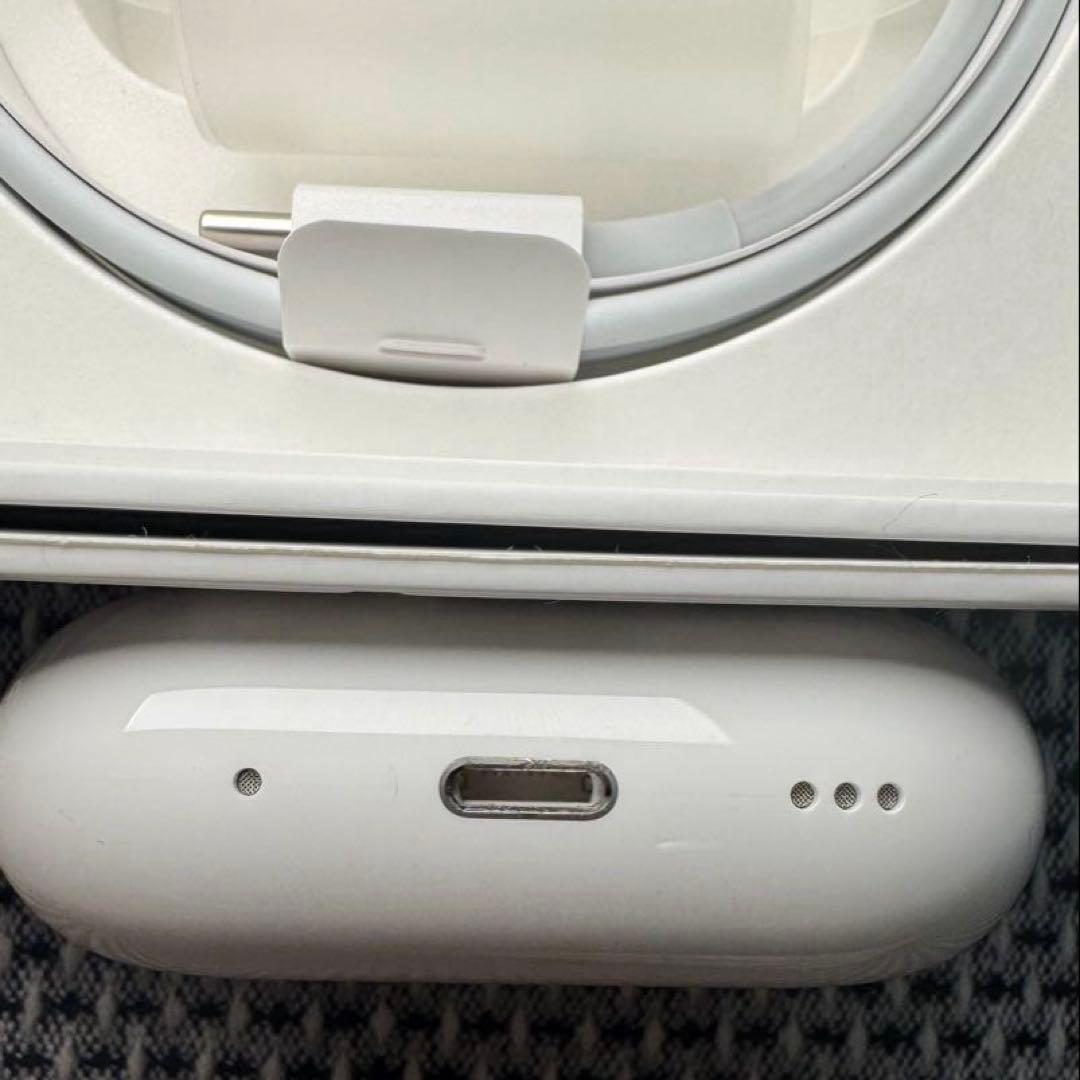 AirPods pro 第2世代　Lightning端子