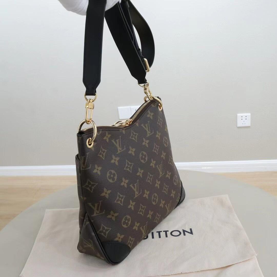 LOUIS VUITTONオデオンNMPM M45353ショルダーバッグ
