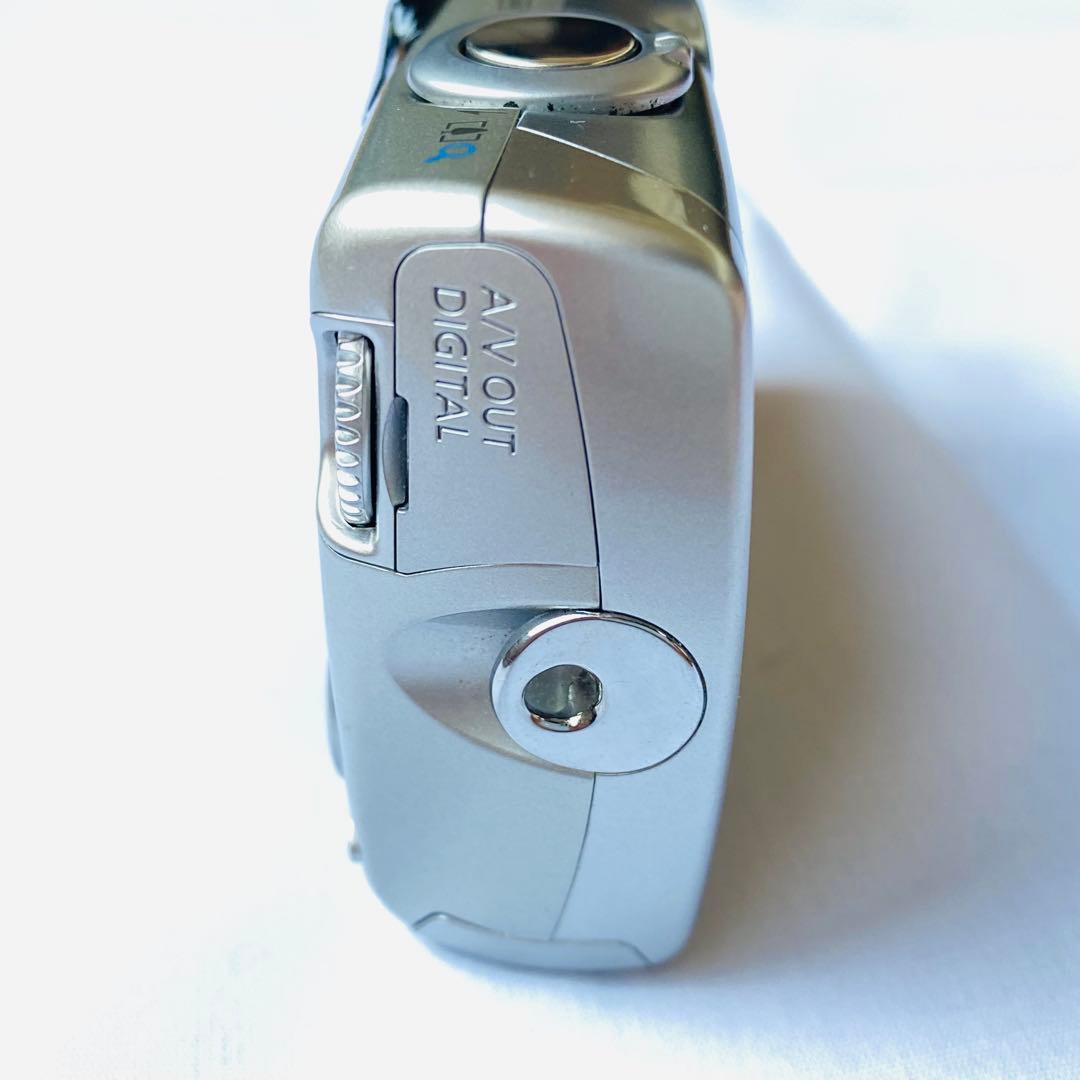 Canon キャノン IXY 800IS PC1176 シルバー デジカメ 中古