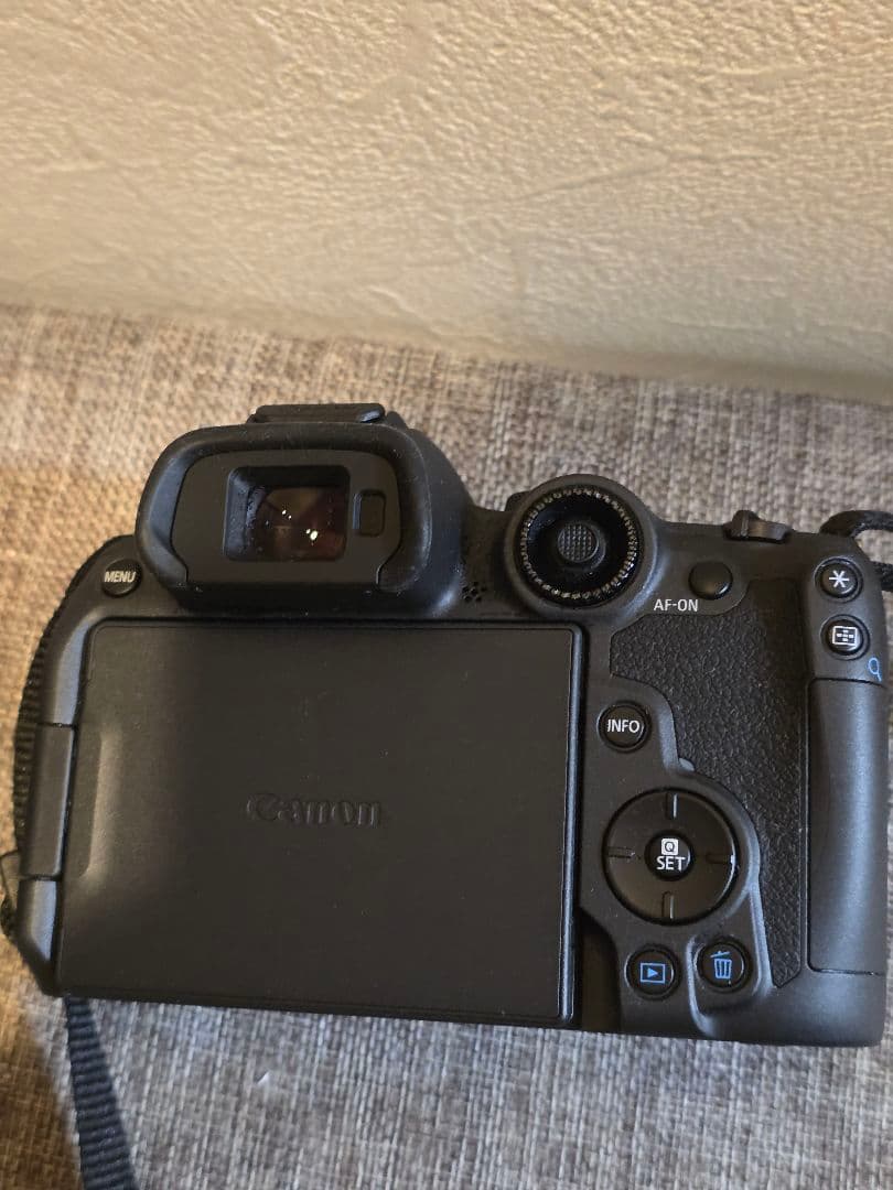 Canon EOS R7 カメラ ボディ& 18-150mmズームレンズセット