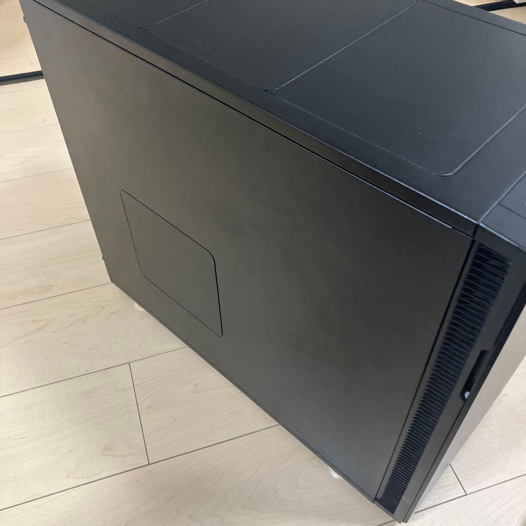 Fractal Design Define R5 （DVDドライブ・ファン付き）