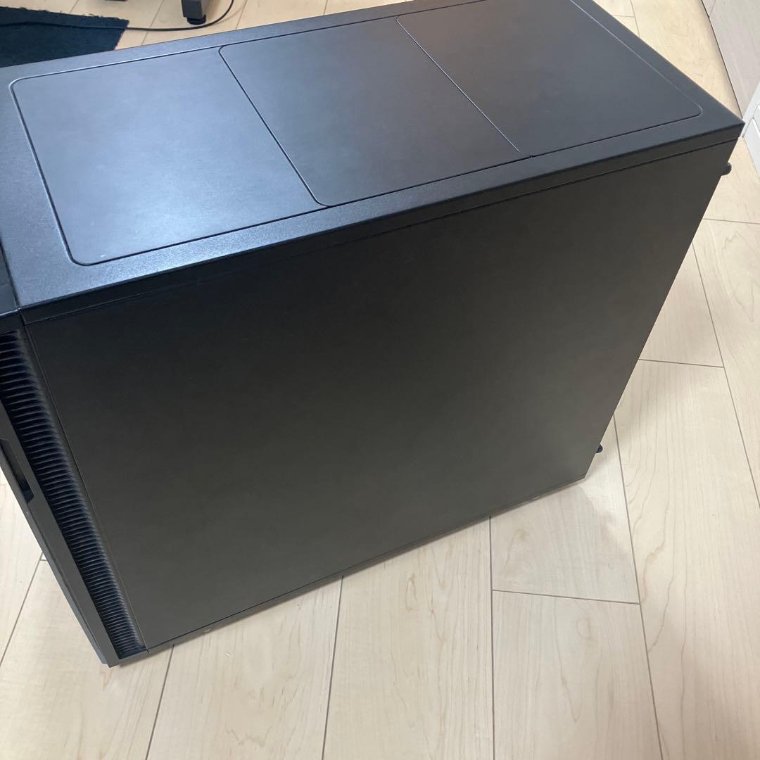 Fractal Design Define R5 （DVDドライブ・ファン付き）