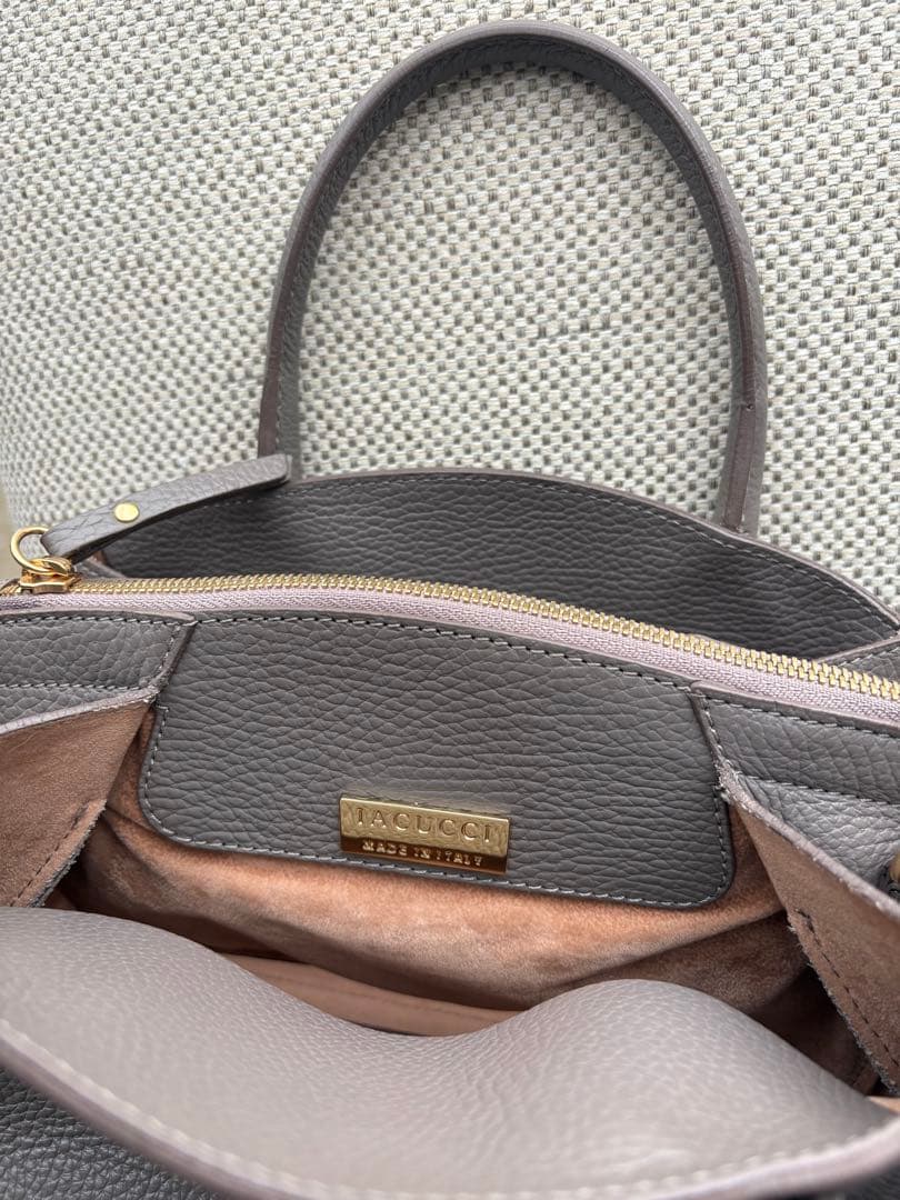 美品IACUCCIベラール2wayショルダーバッグ ハンドバッグ グレージュ