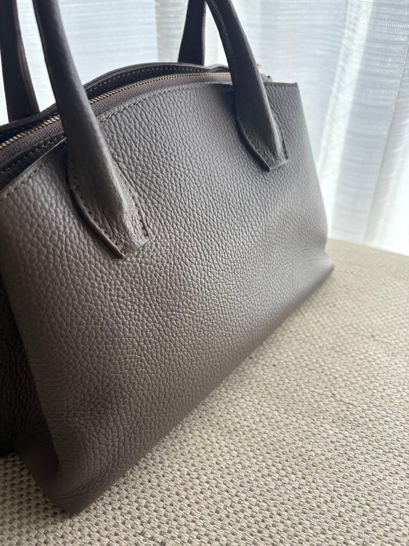 美品IACUCCIベラール2wayショルダーバッグ ハンドバッグ グレージュ