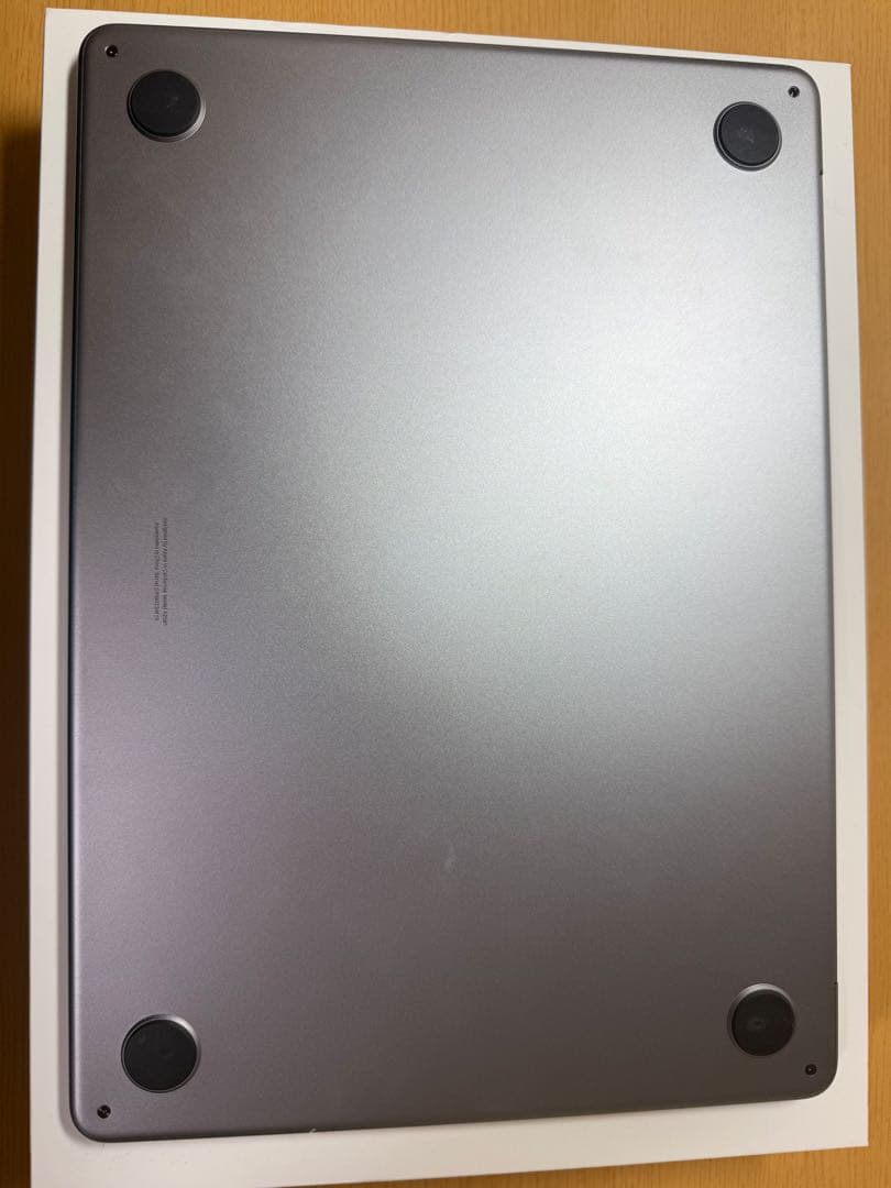 MacBook Air M2 (2022)スペースグレー 13.6インチ