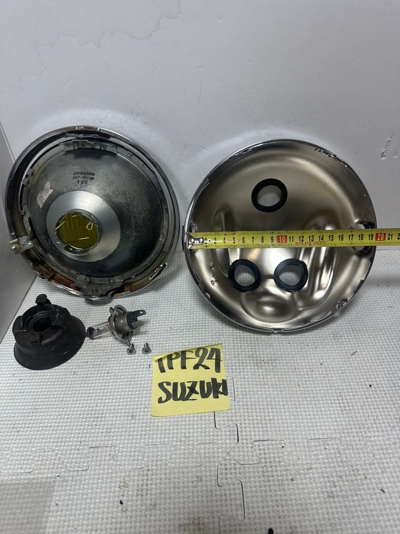 当時物SUZUKI刻印入りIPF凹みレンズ付きヘッドライトGS400GT380