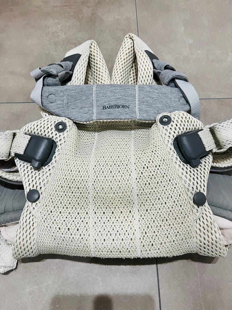 【BABYBJÖRN】抱っこ紐 Harmony（ハーモニー）