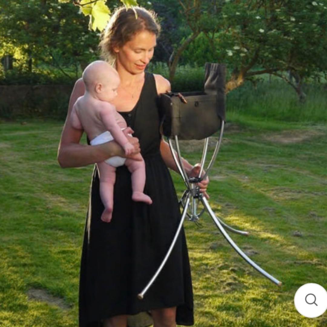 vaggaro（ヴァガロ）｜持ち運びやすい折りたたみスリーウェイ ベビーチェア