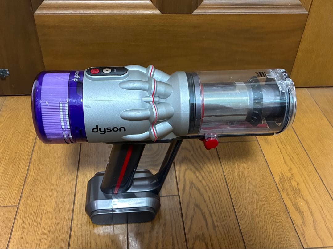 ダイソン コードレスクリーナー　SV33　約25分 LEDヘッド、専用スタンド付