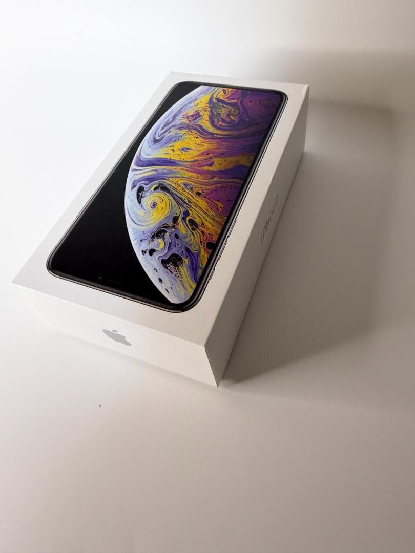 Apple iPhone Xs Max シルバー 64GB　[simフリー]