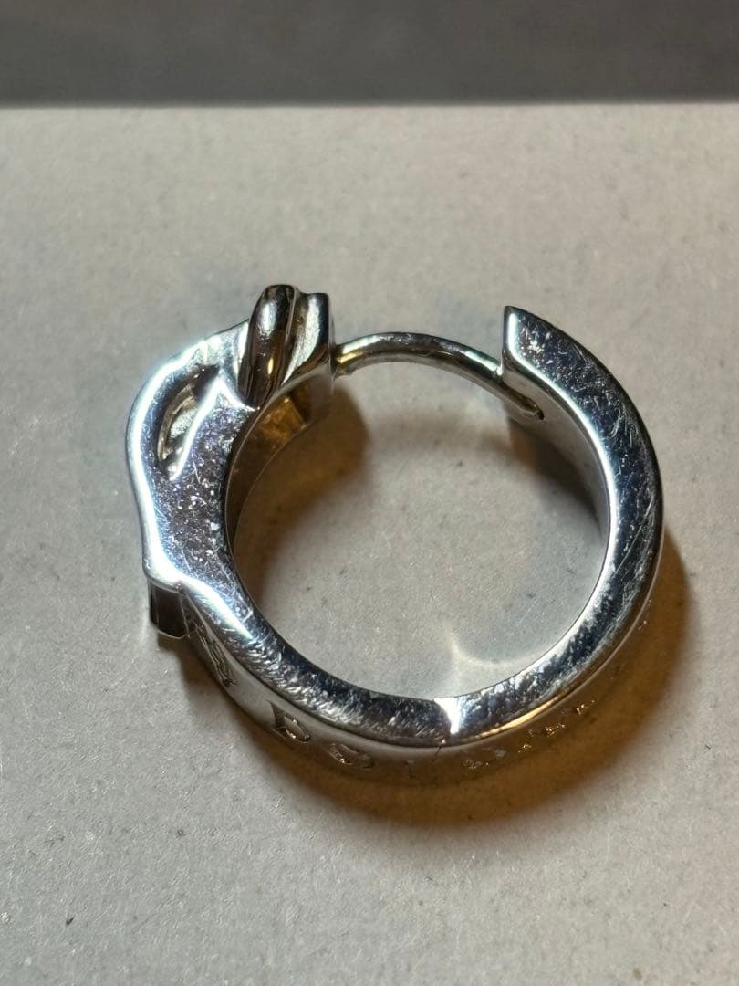 Vivienne Westwood ヴィヴィアンウエストウッド　フープピアス