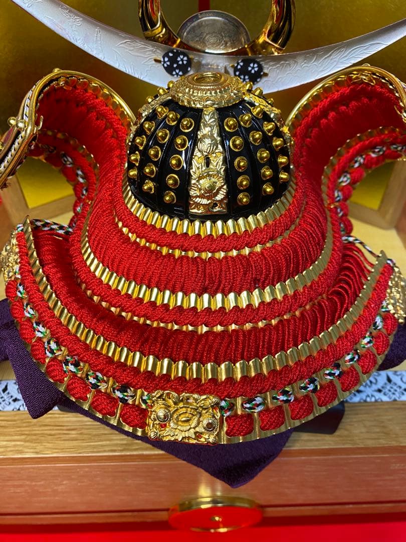 上杉謙信　東京久月　五月人形　銘木シリーズ　ホワイトオーク家紋付兜飾り収納セット