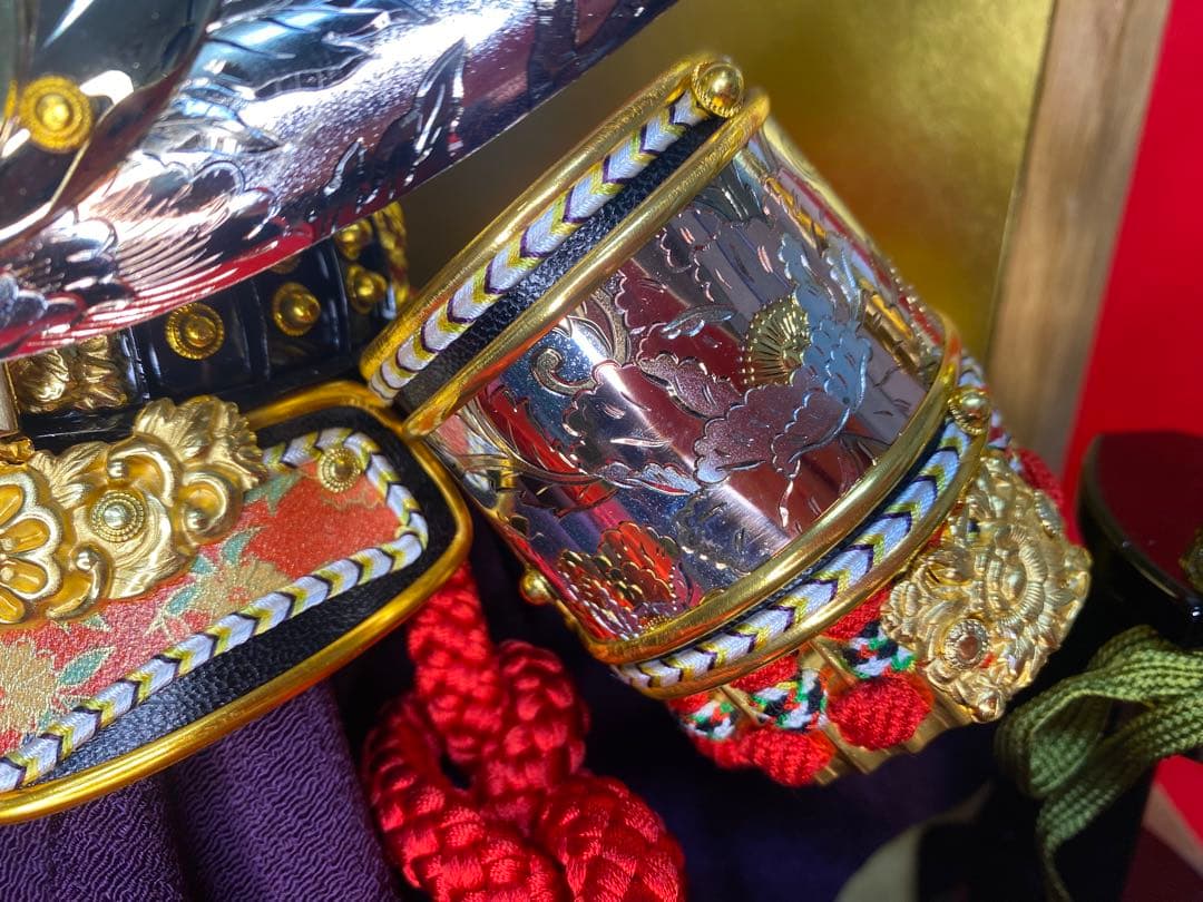 上杉謙信　東京久月　五月人形　銘木シリーズ　ホワイトオーク家紋付兜飾り収納セット