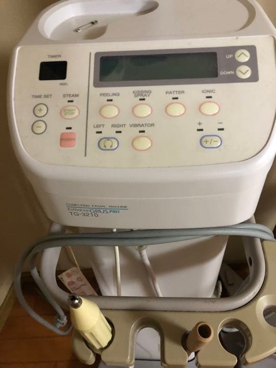 エステcpサロン美顔器タキガワ その他機材一式引き取り限定