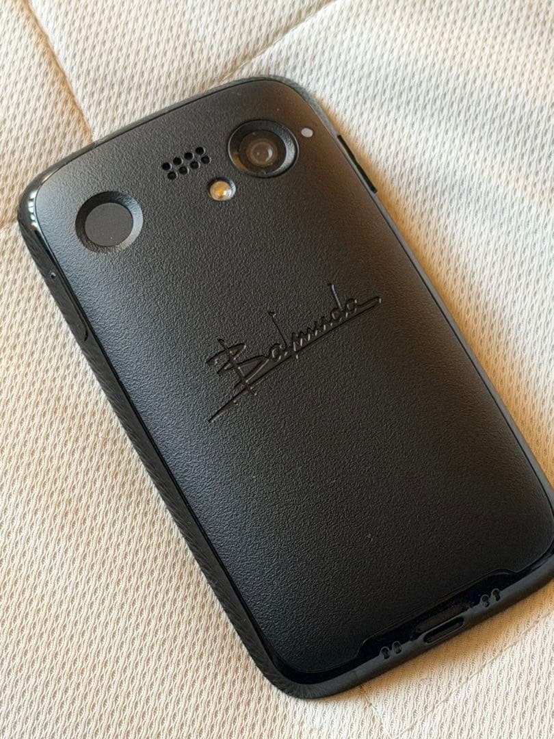 S*y様 BALMUDA phone X01A BK