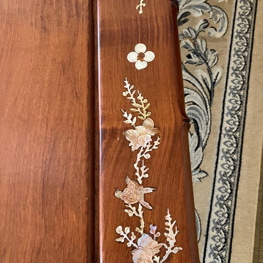 貝殻細工の花模様の木製座卓