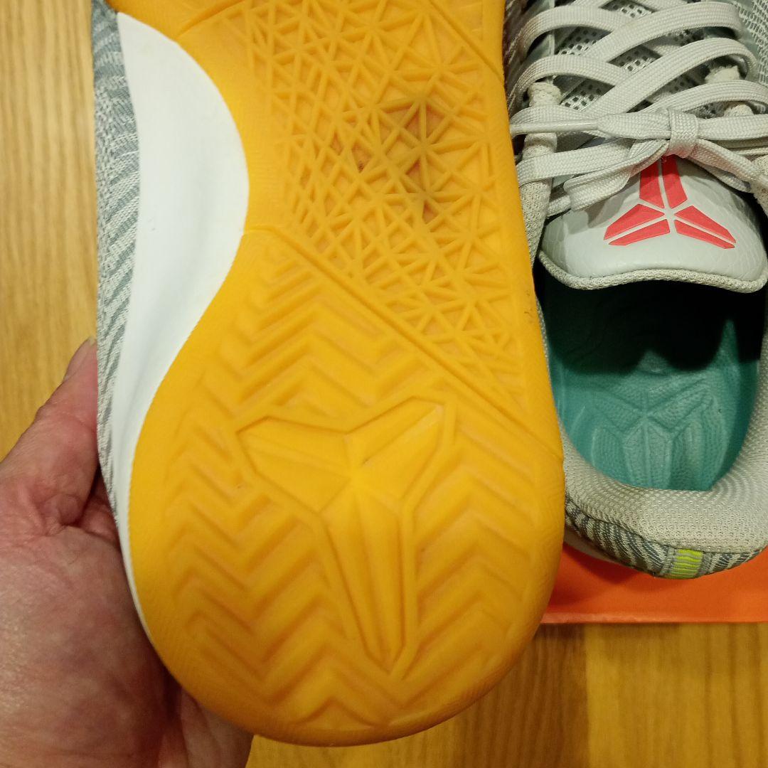 NIKE KOBE バスケットシューズ 26.5cm 美品 箱なし 送料込み